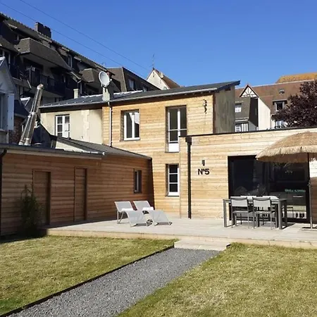 N°5 Holiday home *